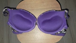 Sujetador estampado leopardo y encaje morado