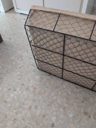 Cesta Beige con Asas Negras