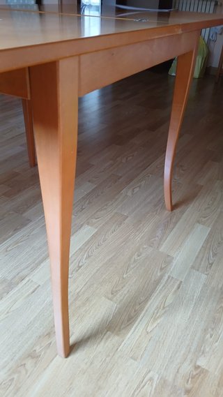 Mesa de comedor extensible de madera