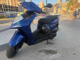 Honda Dylan Azul
