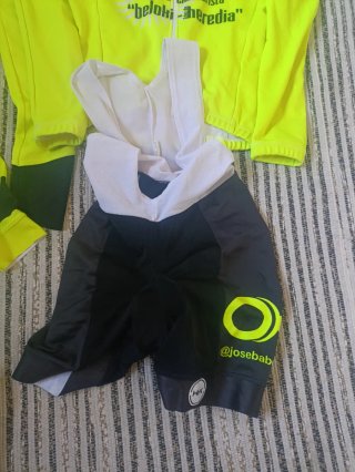 Conjunto Ciclismo Maillot y Culotte Skoda