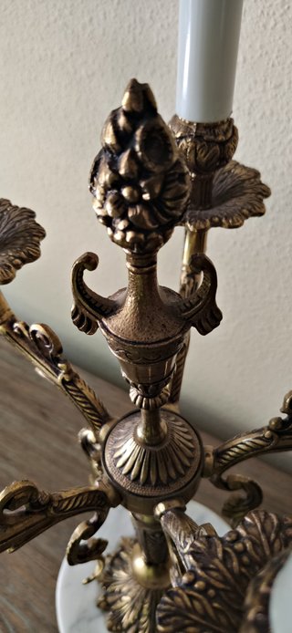 CANDELABROS ANTIGUOS BRONCE/LATÓN Y BASE DE MÁRMOL