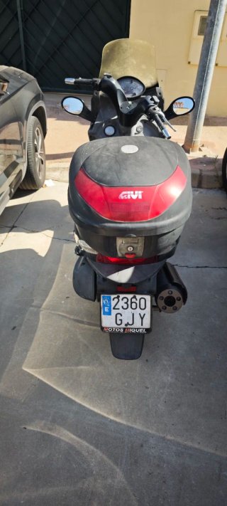 Kymco Grand Dink 125 Negra