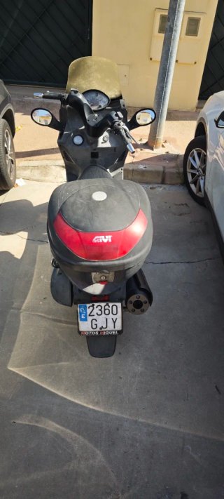 Kymco Grand Dink 125 Negra