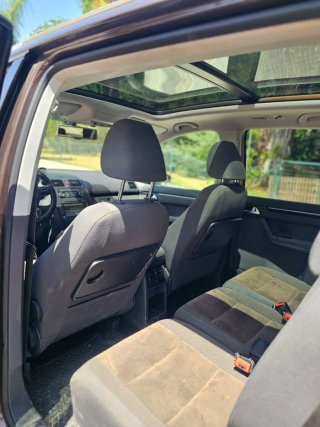 Volkswagen Touran 2012
