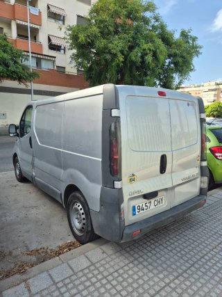 Opel Vivaro 2003
