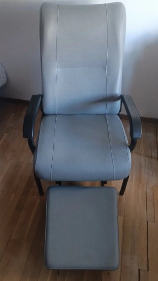 Butaca extensible para enfermos o acompañantes