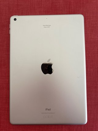 iPad 8ª Gen 128GB Wi-Fi Plata