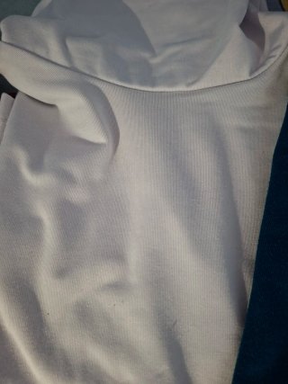 3 Camisetas Cuello Alto Talla M