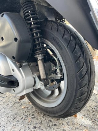 Piaggio MP3 400RL Gris
