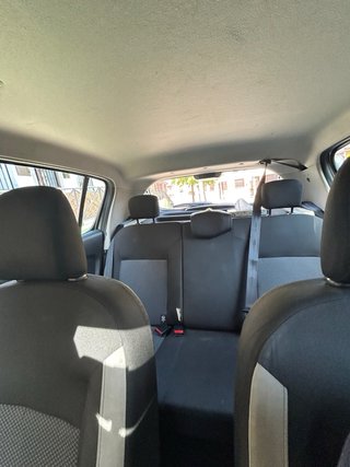 Dacia Sandero 2015