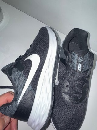 Zapatillas Nike Negras y Grises