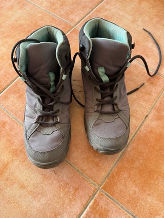 Botas de montaña unisex grises y turquesa