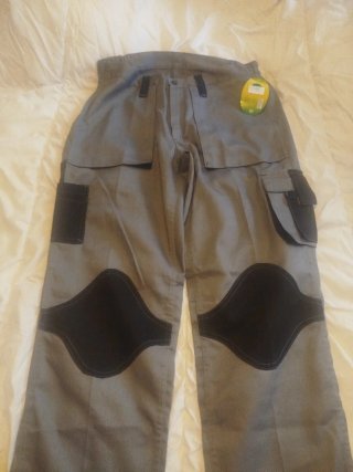 Pantalón de trabajo gris nuevo