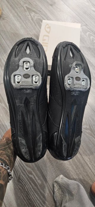 Zapatillas Ciclismo Giro Negras