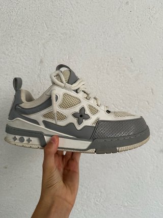 Zapatillas LV Skate Grises y Blancas