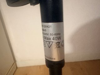 Lámpara de pie Ikea negra