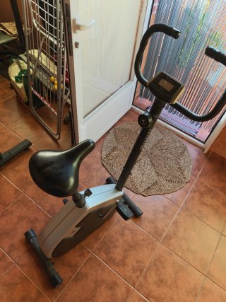 Bicicleta estática DOMYOS FC 50