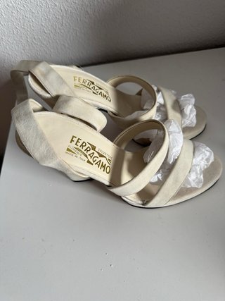 Lote 3 Zapatos Valentino , dior y ferragamo