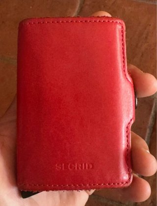Cartera Secrid doble.