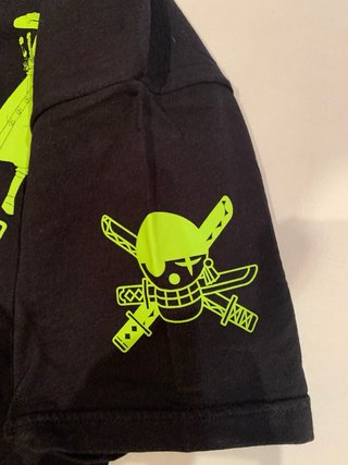Camiseta Zoro One Piece Negra y Verde