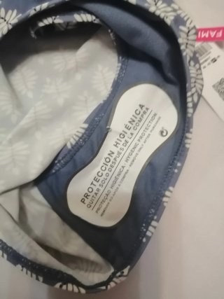 Bañador nuevo- talla 44 Corte Ingles