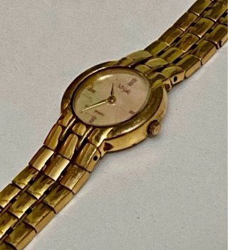 Reloj Misaki Oro Mujer Madre Perla. Coleccionistas