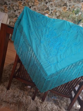 Manton Flamenco Verde Turquesa Bordado