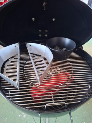 Barbacoa Weber Negra y Plateada