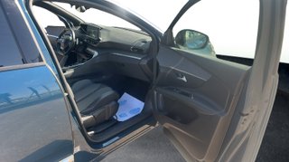 Peugeot 3008 PureTech 130 S&S Allure Pack EAT8 96 kW (130 CV)