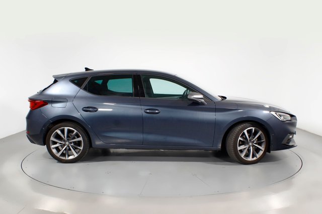 SEAT Leon 2025