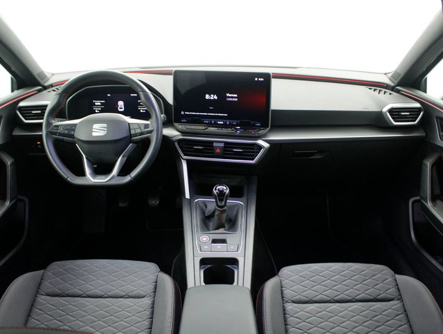 SEAT Leon 2025