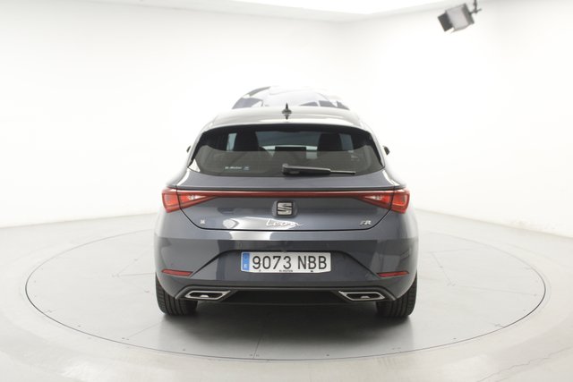 SEAT Leon 2025
