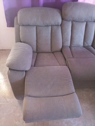 Sofá 3 plazas gris tela