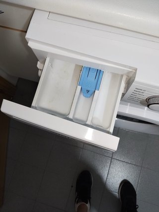 Lavadora WINIA, 6 kg y color blanco