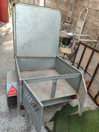 Remolque para perros caja de 110x110x55 aprox