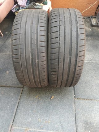 Neumáticos 225/45 R18
