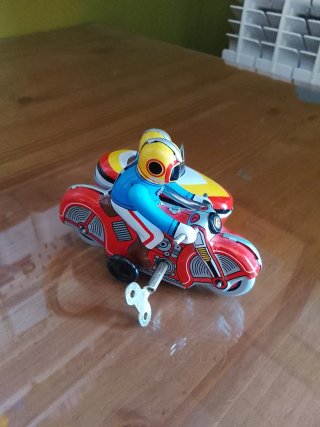 Juguetes de cuerda Chapa. Soldado, Moto y Coche