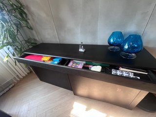 Mesa comedor 110x180 y aparador moderno  180x45x80