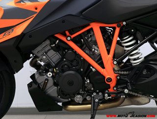 KTM 1290 SUPER DUKE GT