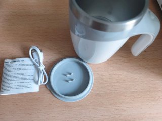 Vaso batidor gris y blanco