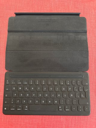 Funda Smart Keyboard Folio iPad 8ª Generación