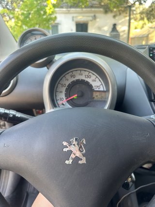 Peugeot 107 2006 motor Toyota automático
