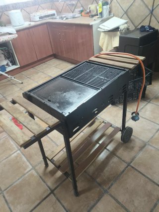 Barbacoa de gas HUSKY TG