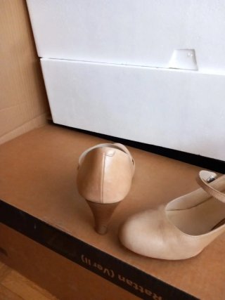 Zapatos de piel color nude Talla 40. Made Spain