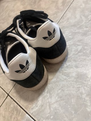 Adidas Gazelle Negras Talla 37 1/3