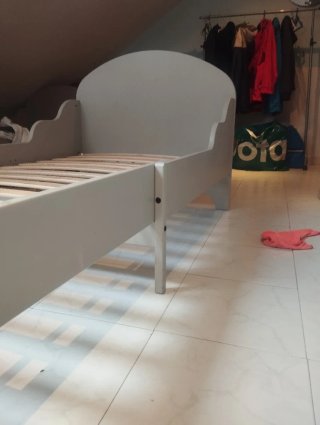 2 Camas Extensibles IKEA   90€ cada una