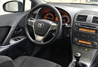 AVENSIS TOURER ADVANCE 2.0 D4D 125 CV * 1 DUEÑO *