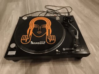 Plato de vinilo Akiyama DJ