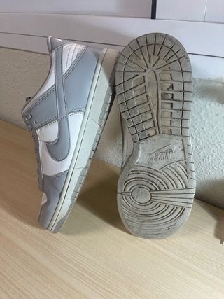 Nike Dunk Gris y Blanco Talla 42
